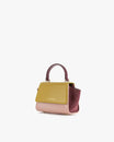 Sac ALEXIA NANO Colourblock Vesper, vue de dos, aile latérale ouverte laissant voir l'intérieur bordeaux