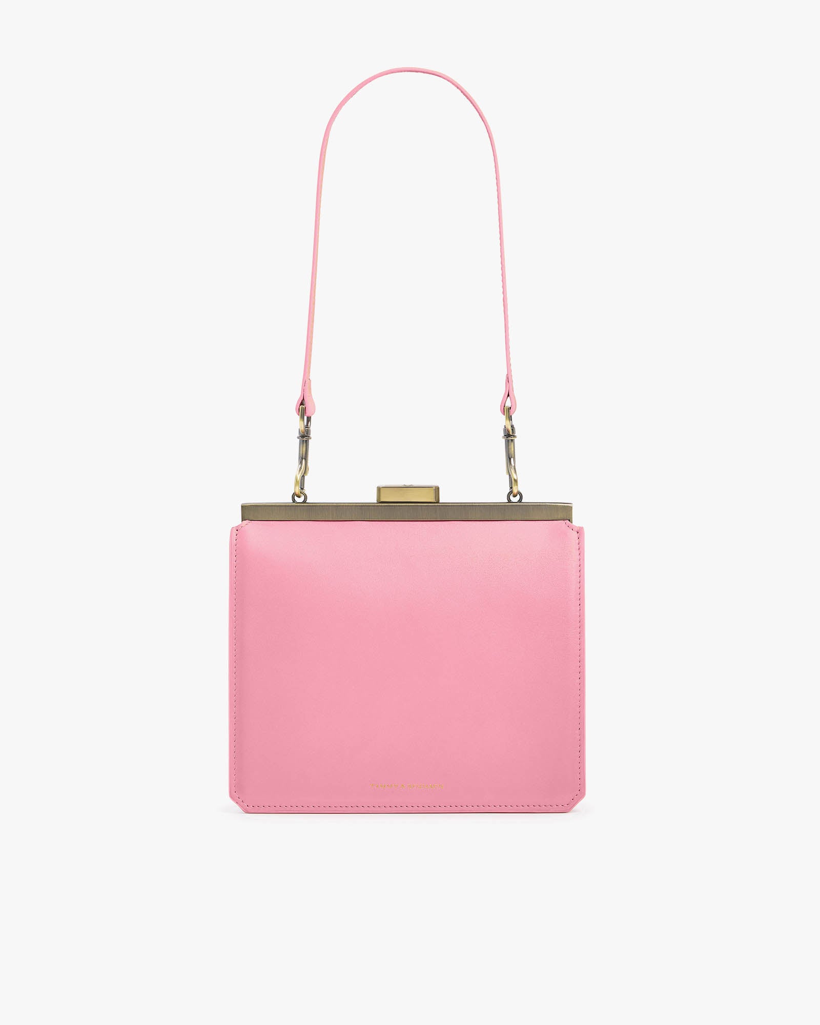 Sac JEANNE Blush de face, fermoir métallique doré, porté avec bandoulière longue