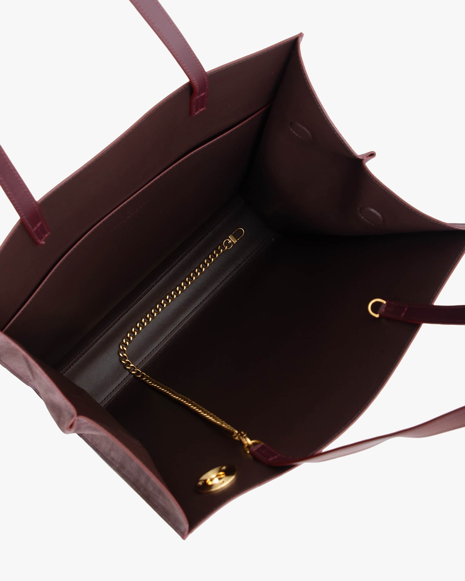 LEXI GM Aubergine, vue intérieure, poche zippée et chaîne amovible dorée, anses en cuir