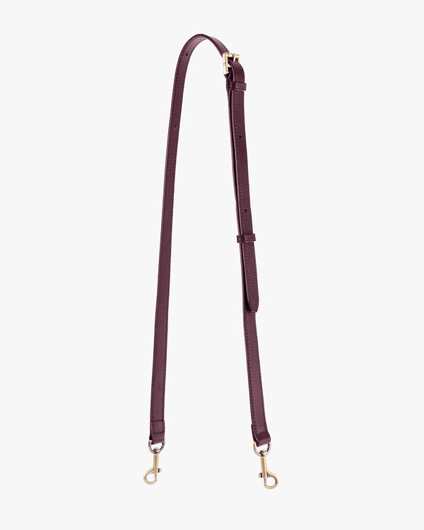 Bandoulière ajustable fine Mahogany en cuir, posée, boucle bijou et mousquetons aux extrémités