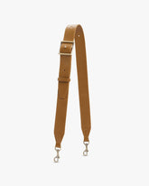 Bandoulière ajustable large Marais en cuir, vue d'ensemble, boucle laiton vieilli et mousquetons gravés