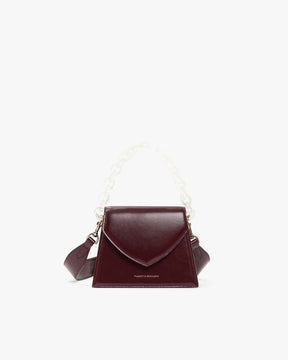 Sac GABRIELLE Mahogany de face, rabat pointu, anse chaîne et bandoulière en cuir