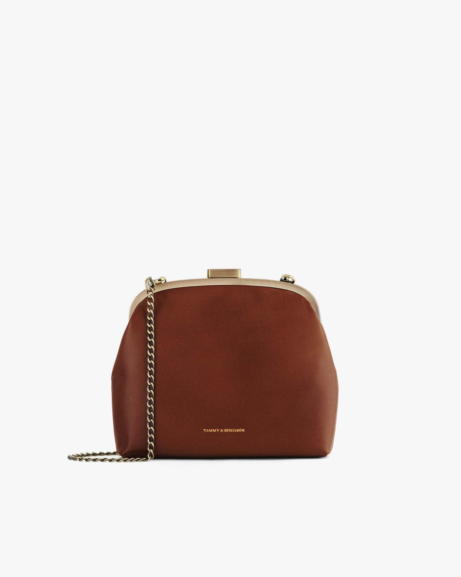 Sac EMMA en brun, vue de face, fermoir doré et chaîne amovible en bandoulière