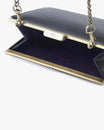 Sac JEANNE Noir ouvert, vue rapprochée du fermoir métallique et de l'intérieur doublé violet